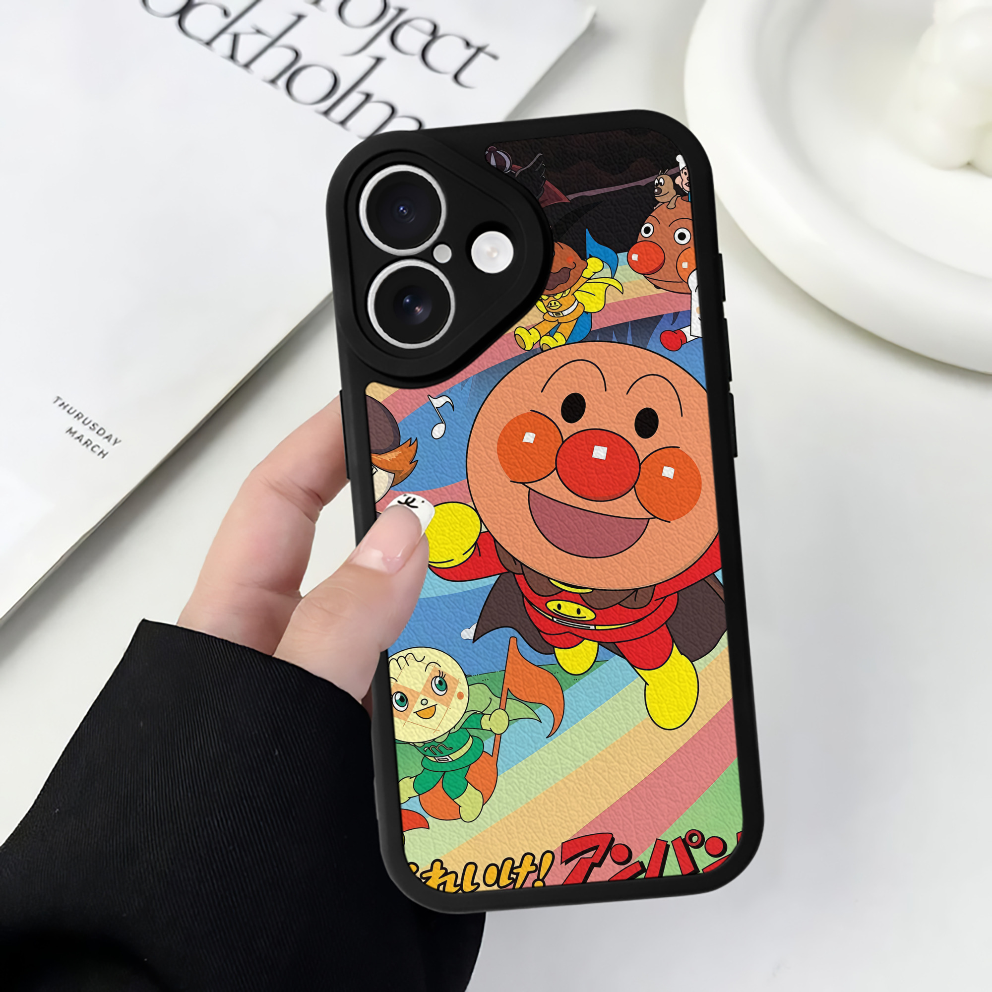 （画像用） アンパンマン Anpanman 【iPhone 16シリーズ対応】シリコンスマホケース（レザー調） 材質：シリコン